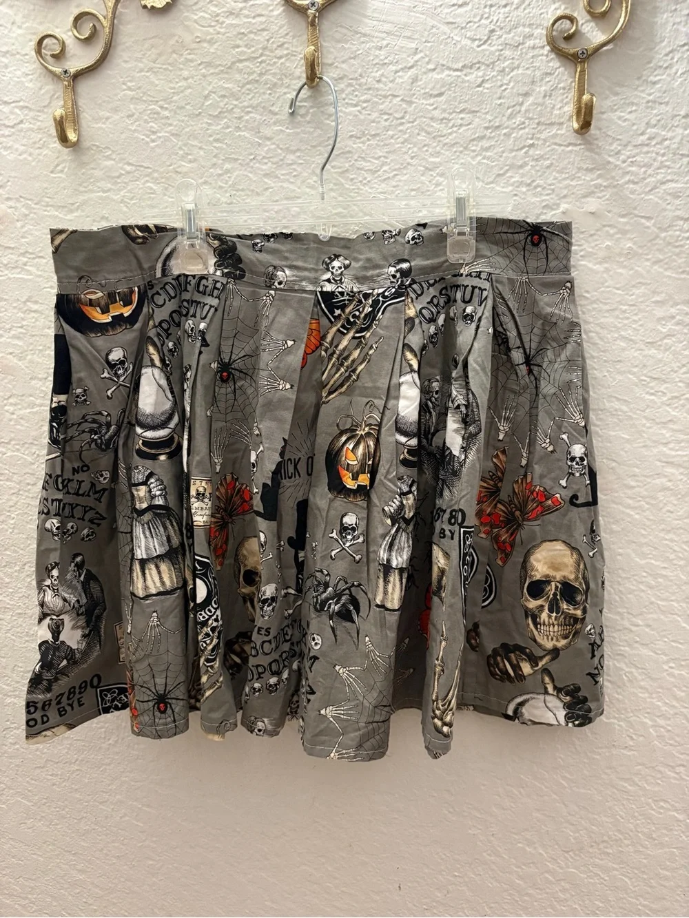 Source Unknown Gray Halloween Print Circle Skirt with Orange Accents